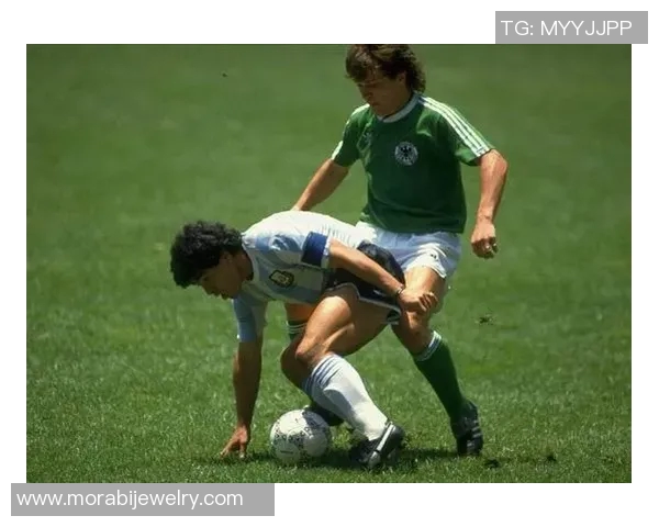 墨西哥足球明星在1998年世界杯的辉煌表现与历史影响分析