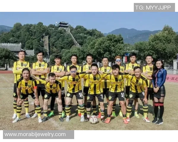 腾讯邀请了哪些足球明星参与活动与合作探秘